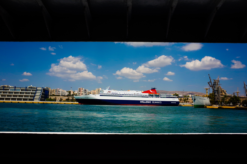 Illustration for article titled GREECE : HYDRA AND THE FERRY